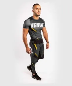 Venum One FC Impact Compression Tights - Grey-Yellow -Training gear shop 0bb0a21a3e31c275264d94307a769dd4407fc5b9 SPATS ONEFC IMPACT GREY YELLOW 05