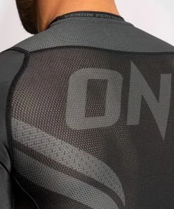 Venum One FC Impact Rashguard - Short Sleeves - Black-Black -Training gear shop 0e7c29e3b879b90120bb6373ab9996ff5e34b211 RASH SS ONEFC IMPACT BLACK BLACK 07