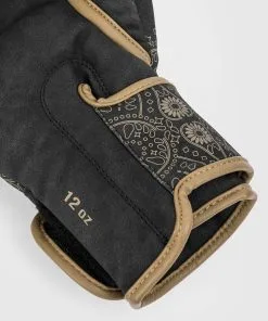 Venum Santa Muerte Dark Side Boxing Gloves (23) - Black/Brown 14 Venum Santa Muerte Dark Side Boxing Gloves (23) - Black/Brown -Training gear shop 105ca0f4e5d4c65c030a8c583c8364ab422819ec BG SANTAMUERTE BLACK BROWN 08