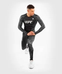 UFC Venum Authentic Fight Week Men's Performance Long Sleeve Rashguard - Black 14 UFC Venum Authentic Fight Week Men's Performance Long Sleeve Rashguard - Black -Training gear shop 16ed1f17f1a9ccd94c244a68893f1b10865534bc VNMUFC 00055 001 07