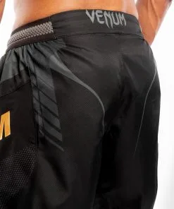 Venum Athletics Fightshorts - Black-Gold 11 Venum Athletics Fightshorts - Black-Gold -Training gear shop 29407742ad619967d7f565b020c2bb3b1da700e1 FS ATHLETICS BLACK GOLD 10