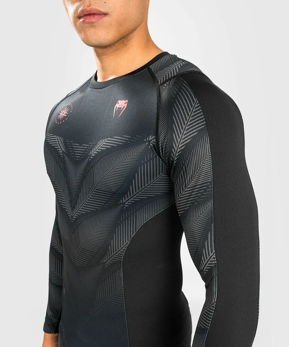 Venum Phantom Rashguard - Longsleeves Black/Red 6 Venum Phantom Rashguard - Longsleeves Black/Red - Image 4