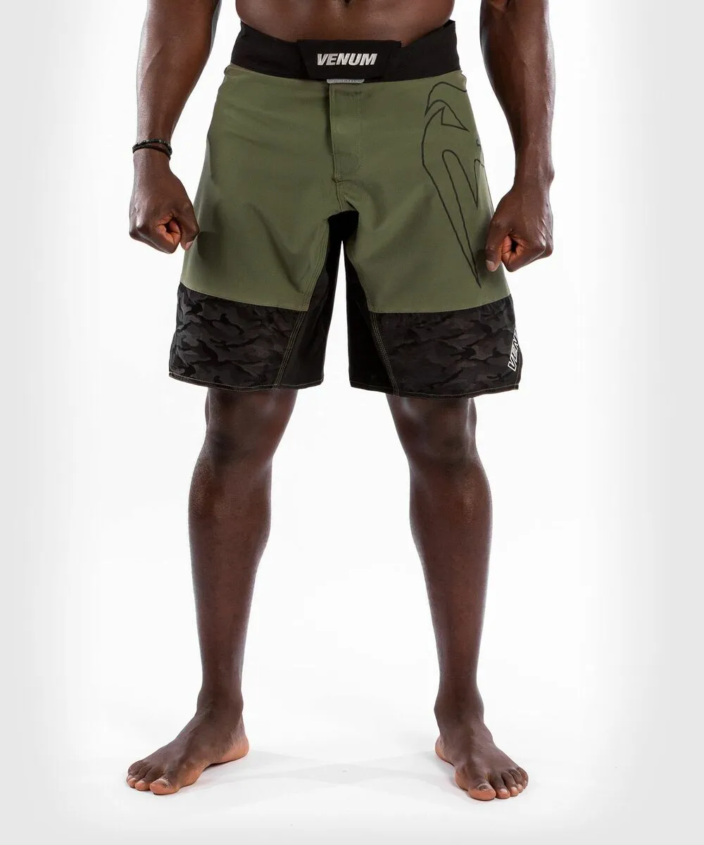 Venum Light 4.0 Fightshort - Khaki-Silver 3 Venum Light 4.0 Fightshort - Khaki-Silver