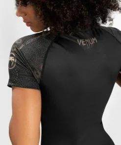 Venum Santa Muerte Dark Side Women´s Rashguard (23) - Shortsleeves Black/Brown 15 Venum Santa Muerte Dark Side Women´s Rashguard (23) - Shortsleeves Black/Brown -Training gear shop 4086e80e97decb8094cef0333c5e543ff4aaa5c4 RASH SS SANTAMUERTE BLACK BROWN 12