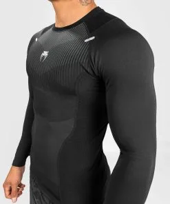 Venum Biomecha Rashguard (23) - Longsleeves Black/Grey 12 Venum Biomecha Rashguard (23) - Longsleeves Black/Grey -Training gear shop 453b7e4ba81194bf9cd7a4834282ed8fb3533806 RASH LS BIOMECA 05