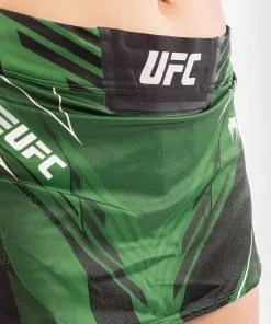 UFC Venum Authentic Fight Night Women's Skort - Green -Training gear shop 458267cc99e43116178c163aefda11f6797a68f4 VNMUFC 00018 005 07