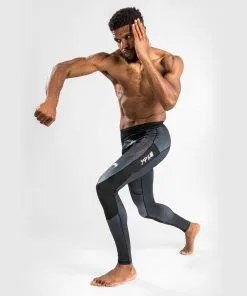 Venum Okinawa 3.0 Spats Black/Red -Training gear shop 47e98d36db42926ed03e011e8ad0987a931a0925 SPATS OKINAWA BLACK RED 05