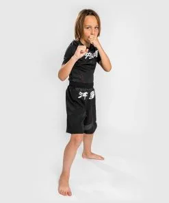 Venum Okinawa 3.0 Kids Fightshorts -Training gear shop 550affc073bd61f5f7835ce0e2751df1320ece2a FS OKINAWA BLACK RED 05