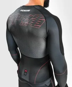 Venum Okinawa 3.0 Rashguard - Longsleeves Black/Red -Training gear shop 5847bf7e9daf1693aa31c0ac552483491126ba64 5U0A9609