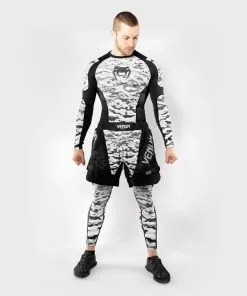 Venum Defender Rashguard - Long Sleeves, Urban Camo