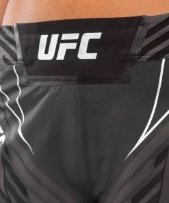 UFC Venum Authentic Fight Night Women's Shorts - Short Fit - Black -Training gear shop 5e8a5bf64f76157a06a54fc1b13cfa597ecbb380 VNMUFC 00020 001 08