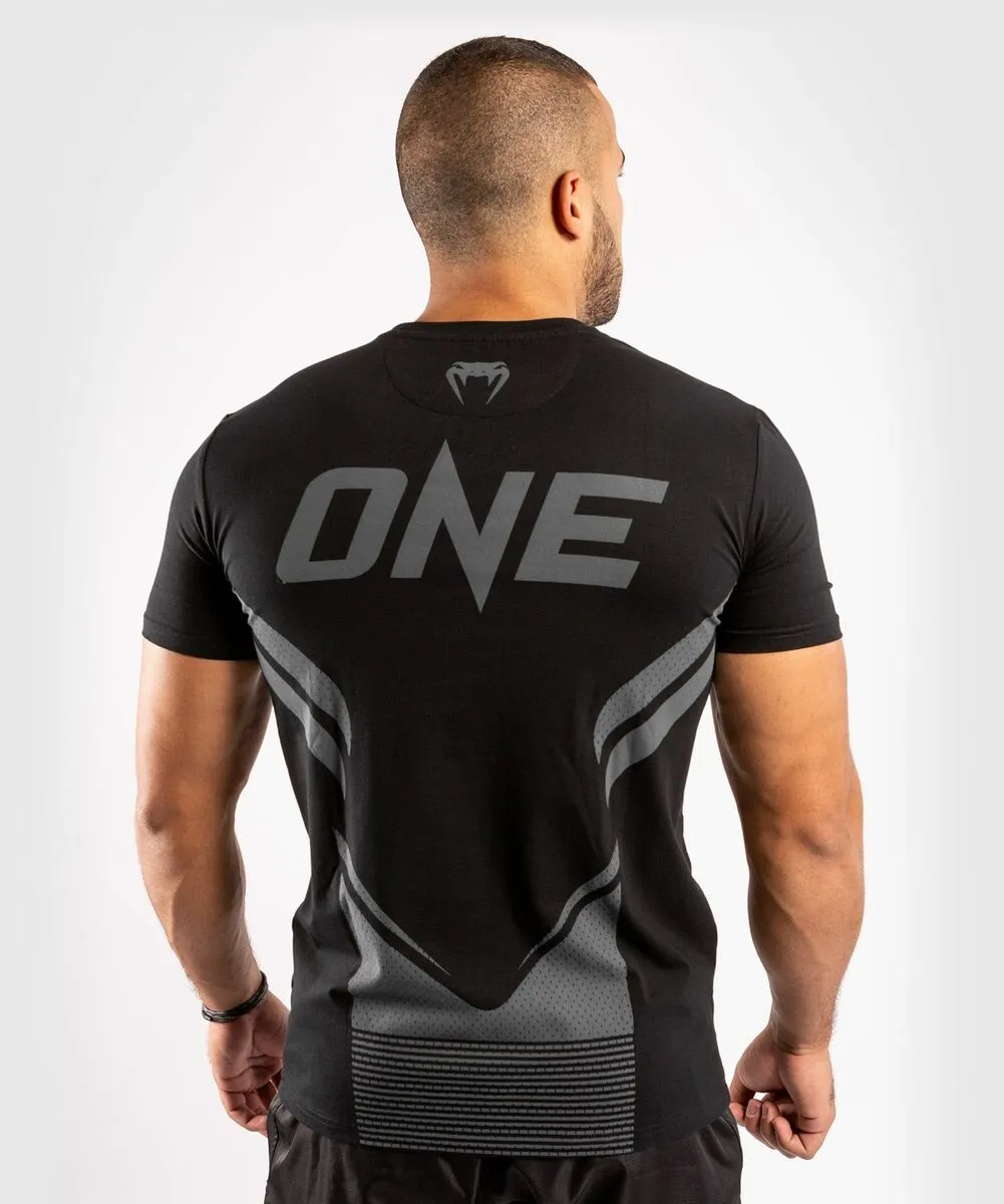 Venum One FC Impact T-shirt - Black-Black 6 Venum One FC Impact T-shirt - Black-Black - Image 4