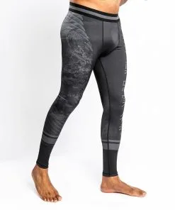 Venum YKZ21 Compression Tights - Black-Black