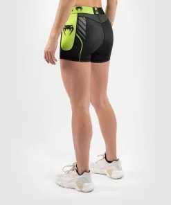Venum Training Camp 3.0 Women's Compression Shorts 15 Venum Training Camp 3.0 Women's Compression Shorts -Training gear shop 873d3450b55266b43552a2ab9883b84fac264985 COMPRESSION SHORT VTC3 BLACK NEOYELLOW 03