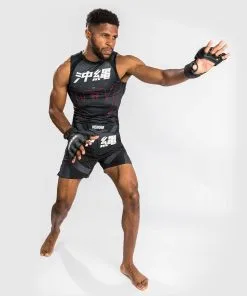 Venum Okinawa 3.0 Fightshorts - Black/Red 9 Venum Okinawa 3.0 Fightshorts - Black/Red -Training gear shop 897c3cf262b28ec591af5af5f32fb45be0c96738 FS OKINAWA BLACK RED 00 1