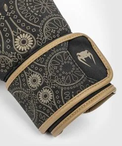 Venum Santa Muerte Dark Side Boxing Gloves (23) - Black/Brown 13 Venum Santa Muerte Dark Side Boxing Gloves (23) - Black/Brown -Training gear shop 8a3a0ca3173a37ada18ad6f60fa2ed87a0334015 BG SANTAMUERTE BLACK BROWN 05