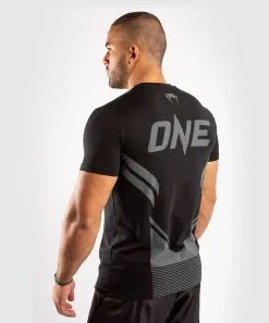 Venum One FC Impact T-shirt - Black-Black 11 Venum One FC Impact T-shirt - Black-Black -Training gear shop 8c4b466bf3b3585f09632d36f7ef76a9c08027af TS ONEFC IMPACT BLACK BLACK 03