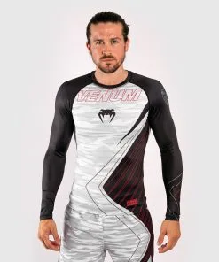 Venum Contender 5.0 LS Rashguard 12 Venum Contender 5.0 LS Rashguard -Training gear shop RASH LS CONTENDER 5.0 WHITE CAMO SD 012028129