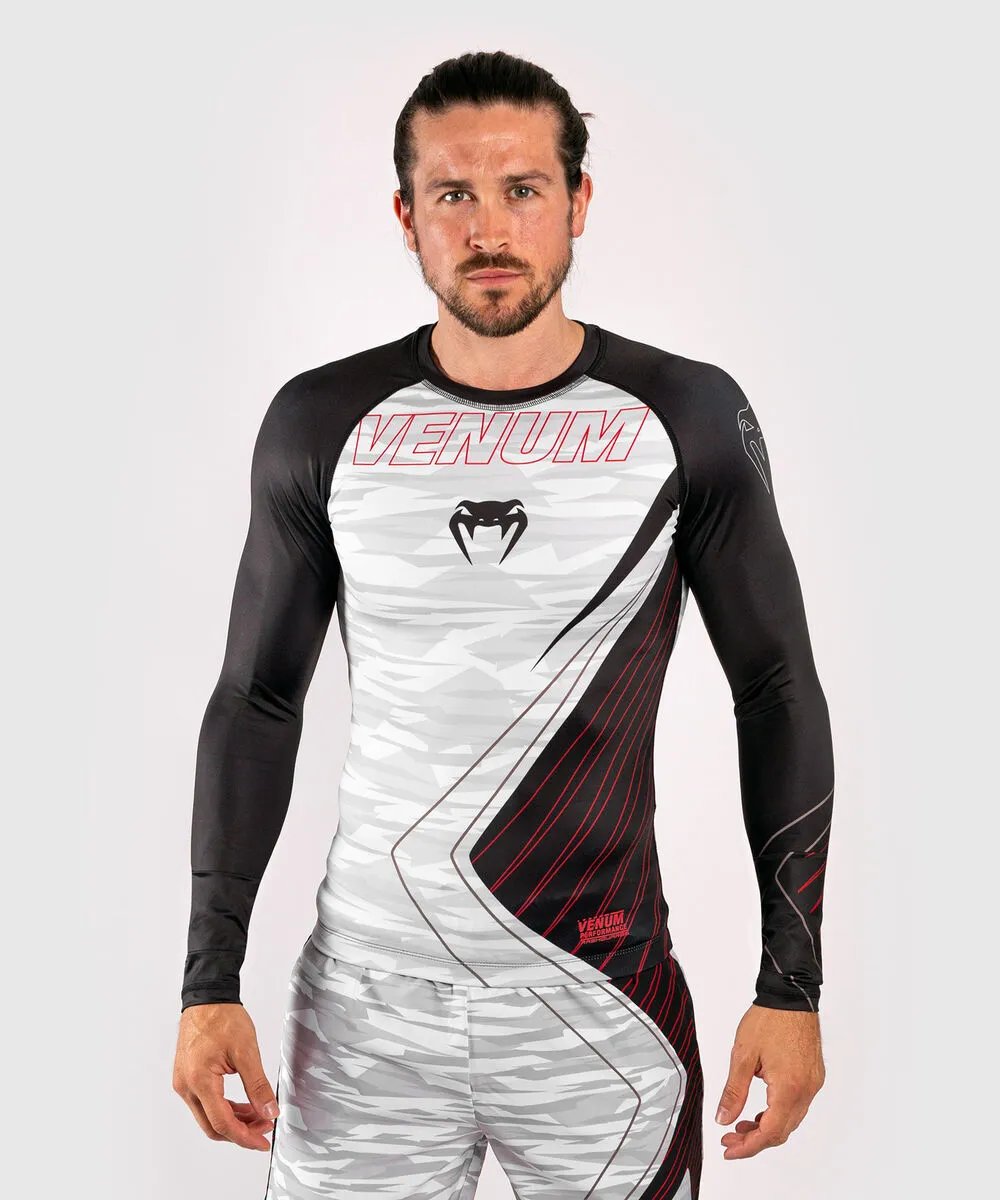 Venum Contender 5.0 LS Rashguard 5 Venum Contender 5.0 LS Rashguard - Image 3