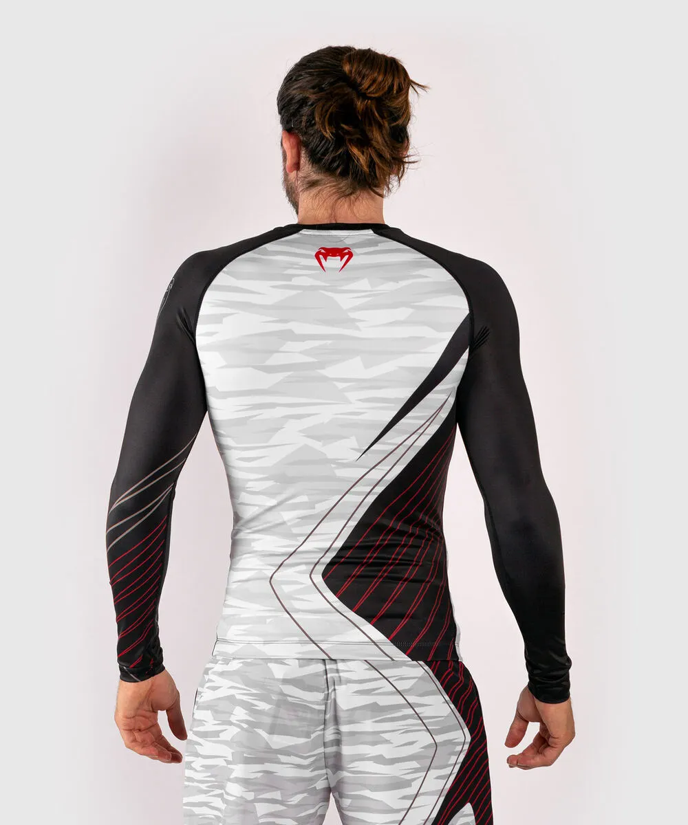 Venum Contender 5.0 LS Rashguard 9 Venum Contender 5.0 LS Rashguard - Image 7