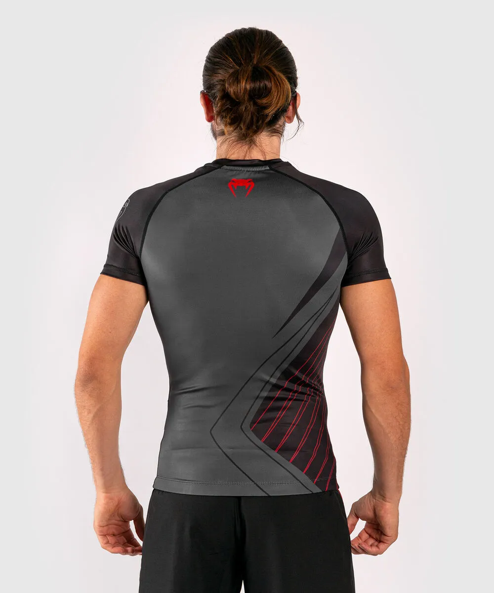 Venum Contender 5.0 SS Rashguard 8 Venum Contender 5.0 SS Rashguard - Image 6