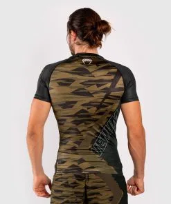 Venum Contender 5.0 SS Rashguard 14 Venum Contender 5.0 SS Rashguard -Training gear shop RASH SS CONTENDER 5.0 KHAKI CAMO SD 042028129