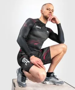 UFC Venum Authentic Fight Week 2.0 Men's Long Sleeve Rashguard - Black-Red -Training gear shop RS FIGHTWEEKS 2.0 BLACK 07