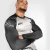 UFC Venum Authentic Fight Week 2.0 Men's Long Sleeve Rashguard - Sand-Black 2 UFC Venum Authentic Fight Week 2.0 Men's Long Sleeve Rashguard - Sand-Black -Training gear shop VNMUFC 00110 040 05
