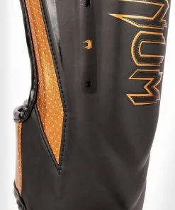 Venum Elite Evo Shinguards - Black/Bronze -Training gear shop Venum20Elite20Evo20sC3A4C3A4risuojat20Musta Pronssi204