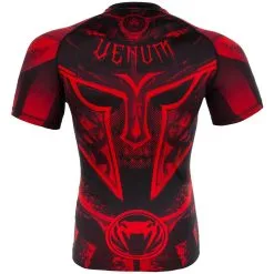 Venum Gladiator 3.0 Rashguard Short Sleeve 15 Venum Gladiator 3.0 Rashguard Short Sleeve -Training gear shop Venum20Gladiator203.020rashguard20short20sleeve20SS20lyhythihainen2020black20red20punainen20musta20logo