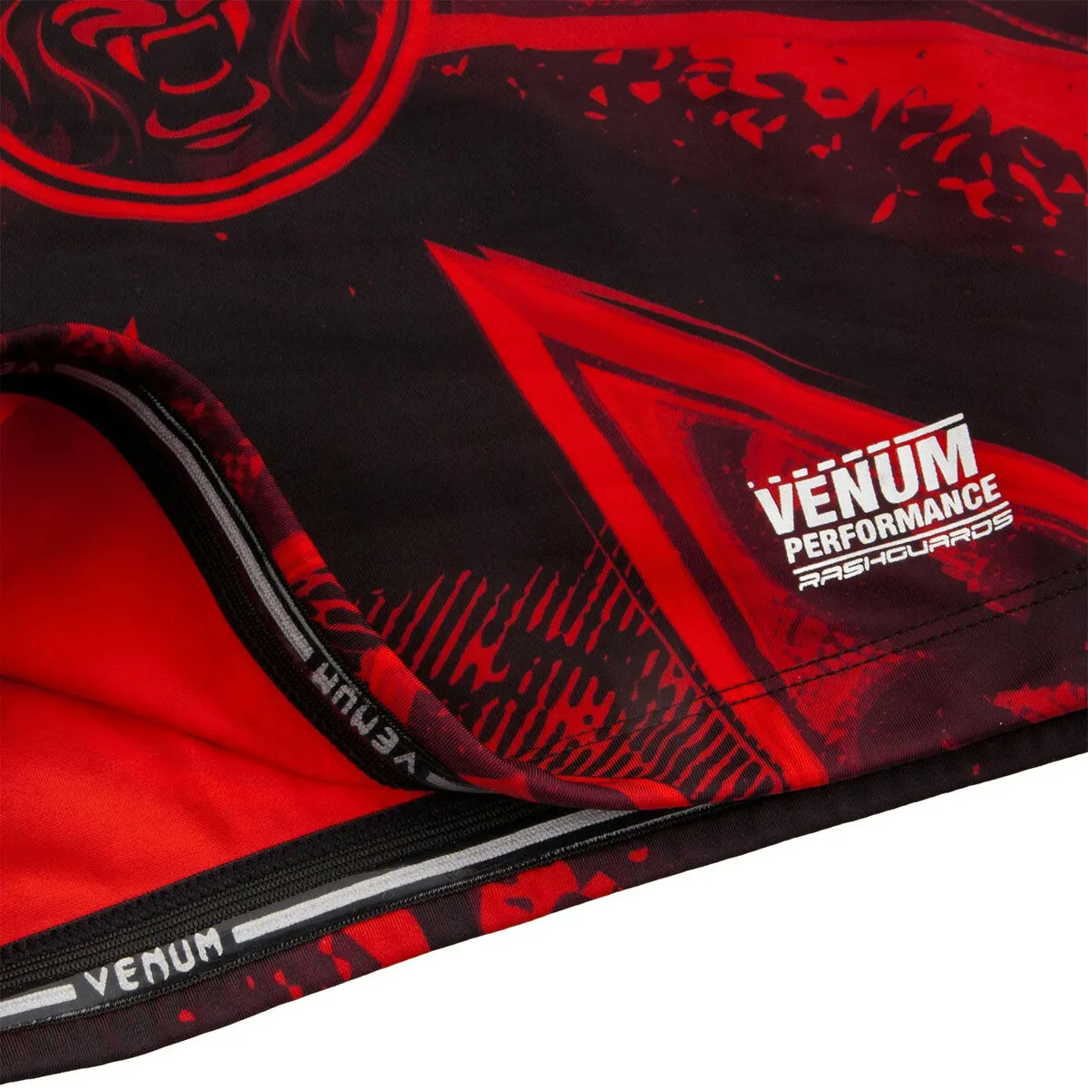 Venum Gladiator 3.0 Rashguard Short Sleeve 8 Venum Gladiator 3.0 Rashguard Short Sleeve - Image 6