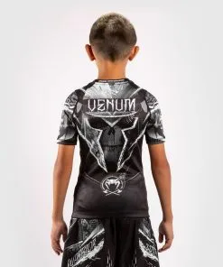Venum GLDTR 4.0 (Gladiator) Rashguard For Kids 11 Venum GLDTR 4.0 (Gladiator) Rashguard For Kids -Training gear shop a10b6be783a63b581c7b01123dcad23280ccc2ee RASH SS GLADIATOR BLACK WHITE 06