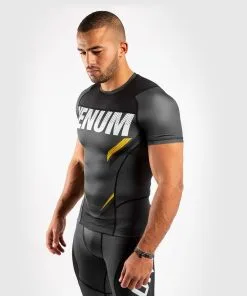 Venum One FC Impact Rashguard - Short Sleeves - Grey-Yellow -Training gear shop a6868805395716b3fdece7b05dbf78cf9788a83c RASH SS ONEFC IMPACT GREY YELLOW 02