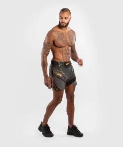 UFC Venum Authentic Fight Night Men's Gladiator Shorts - Champion -Training gear shop aac306a04b119ba26d6af839b13edf184ecd196b VNMUFC 00003 126 11