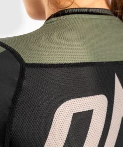Venum ONE FC Impact Rashguard Short Sleeves Women - Black-Khaki -Training gear shop b8f480516177c1403c2fdb09a6b3fc87b68fb756 RASH SS ONEFC BLACK KHAKI 08