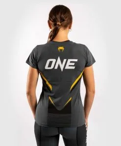 Venum ONE FC Impact T-shirt Women - Grey-Yellow -Training gear shop c26fdaeb50bcf24242f5c92c148a251e4d7c1431 TS ONEFC BLACK YELLOW 04