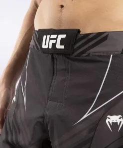 UFC Venum Pro Line Men's Shorts - Black -Training gear shop d1cb1b00f842635b5456ee30b300f76fbf1962cb VNMUFC 00061 001 06