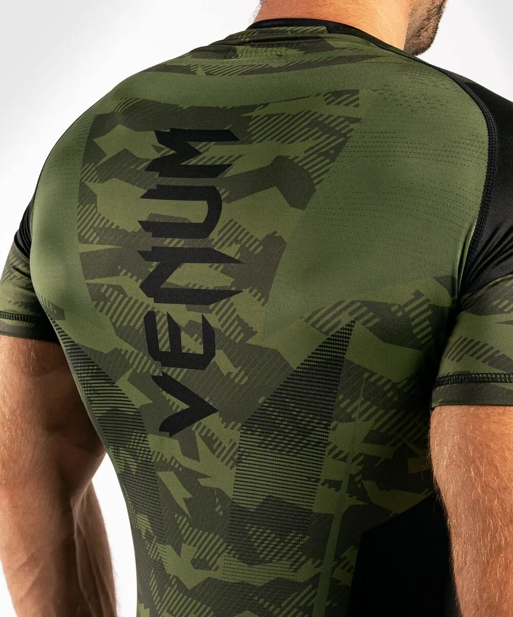 Venum Trooper SS Rashguard, Forest Camo/Black 4 Venum Trooper SS Rashguard, Forest Camo/Black - Image 2