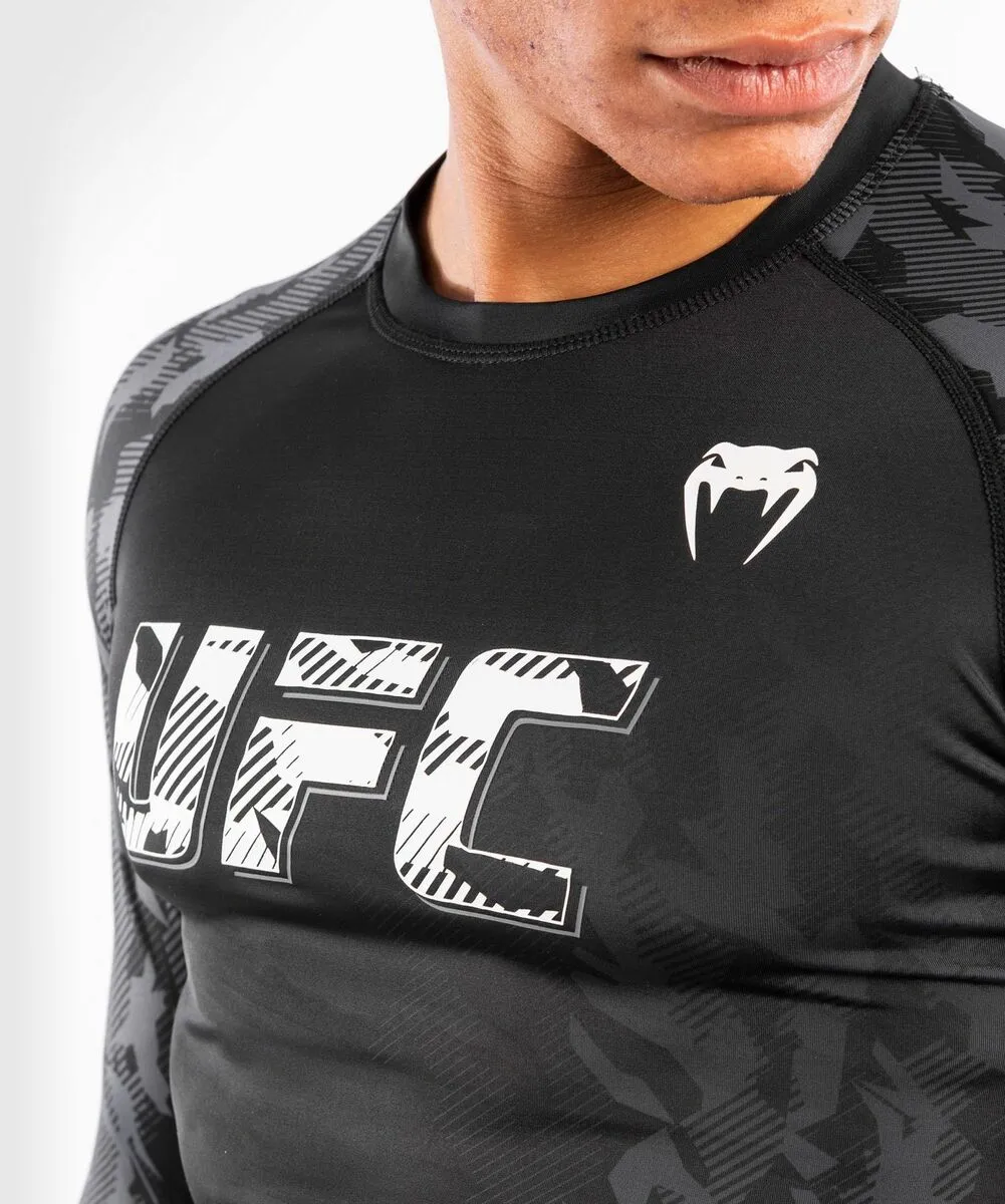 UFC Venum Authentic Fight Week Men's Performance Long Sleeve Rashguard - Black 6 UFC Venum Authentic Fight Week Men's Performance Long Sleeve Rashguard - Black - Image 4