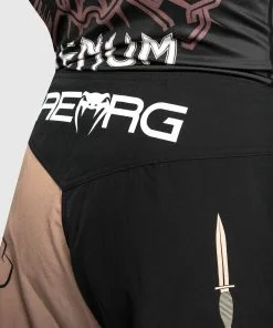 Venum Reorg Fightshorts - Black -Training gear shop da635cf883701d7b05bcf5961619071a66e79e6c SHORT REORG BLACK 10