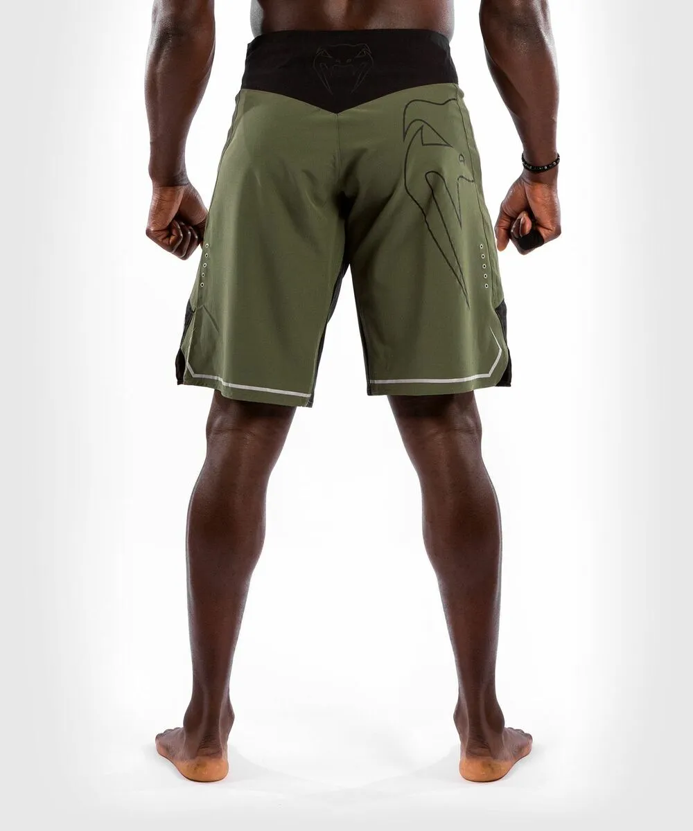 Venum Light 4.0 Fightshort - Khaki-Silver 6 Venum Light 4.0 Fightshort - Khaki-Silver - Image 4
