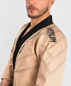 Venum Reorg BJJ Gi - Sand 16 Venum Reorg BJJ Gi - Sand -Training gear shop e22e5eea9f12609526a29836d3170209da6db329 KIMONO REORG BEIGE 12