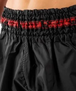Venum Parachute Muay Thai Shorts - Black-Red -Training gear shop e24bffffaf77c949cbc6522381c577a2739acf85 SHORT MUAYTHAI PARACHUTE BLACK RED 05