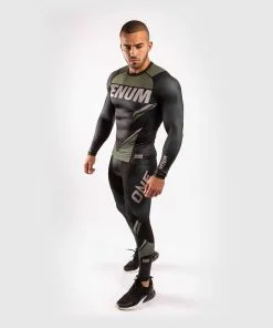 Venum One FC Impact Compression Tights - Black-Khaki 16 Venum One FC Impact Compression Tights - Black-Khaki -Training gear shop ecf2424080311d682ed1c41e8f214933a48b64db SPATS ONEFC IMPACT BLACK KHAKI 08