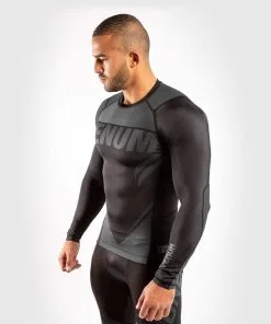 Venum One FC Impact Rashguard - Long Sleeves - Black-Black -Training gear shop f8b767e8098091cade4e94fc1a409760e84a14ea RASH LS ONEFC IMPACT BLACK BLACK 02