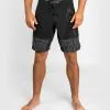Venum Reflective Light 4.0 Fightshorts - Black/Black -Training gear shop fs light4.0 black black 07